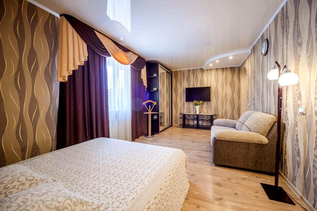 Apartment Lux Gomel Bagian luar foto