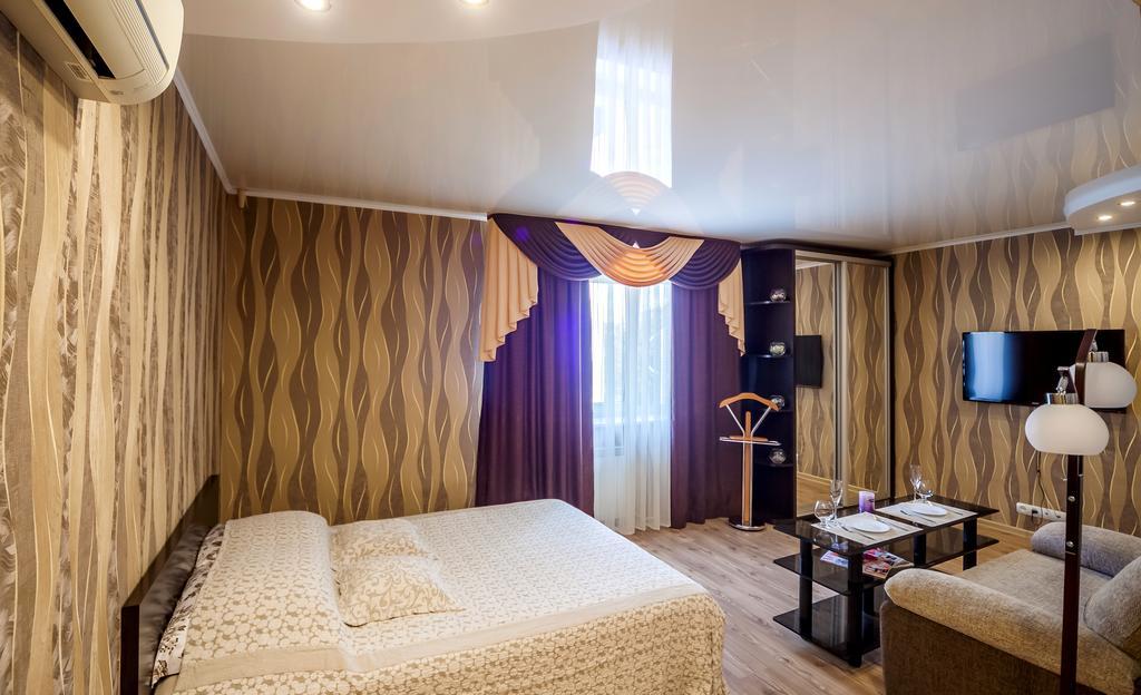 Apartment Lux Gomel Bagian luar foto